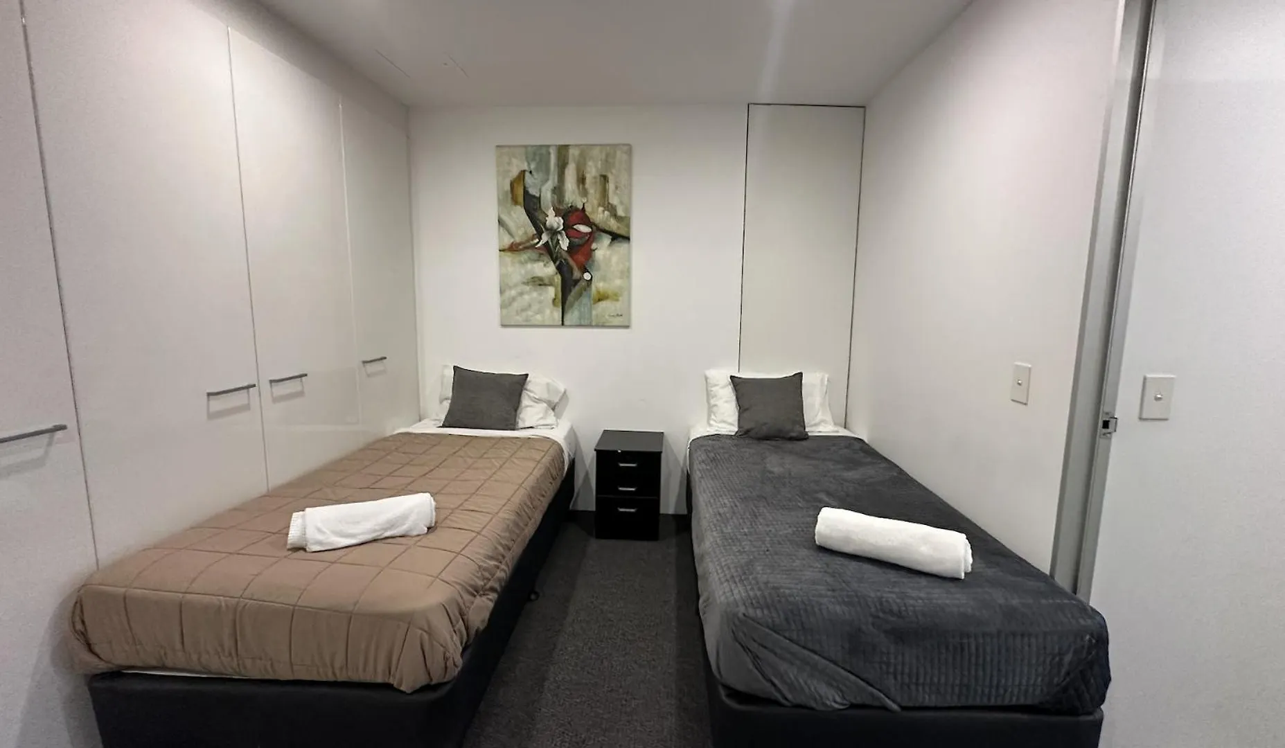 Beachview Surfers 2Bd Apartment Lux Gold Coast