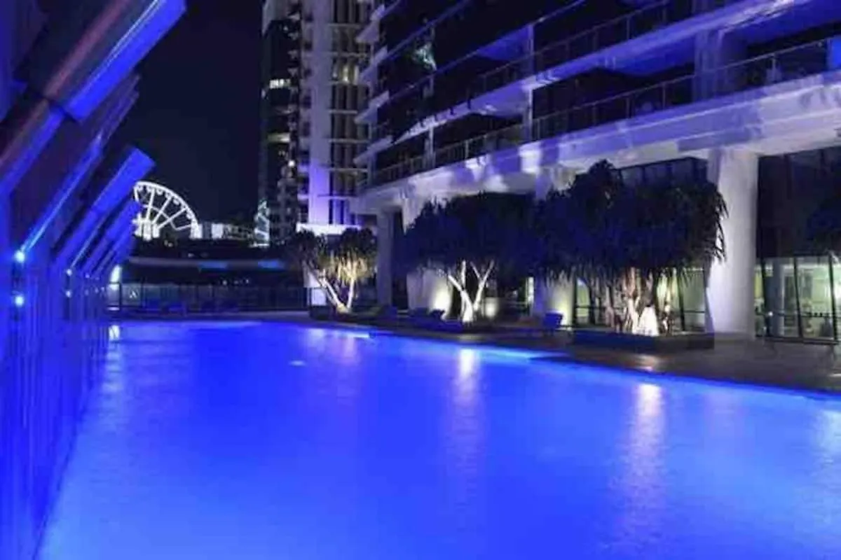 Beachview Surfers 2Bd Apartment Lux Gold Coast
